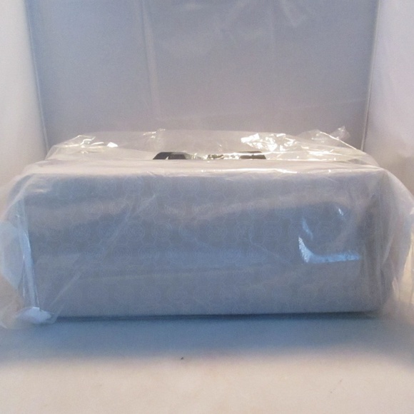 Michael Kors Jet Set Travel Medium Saffiano Leather Tote $298 Bisque #082 NWT - Picture 7 of 8